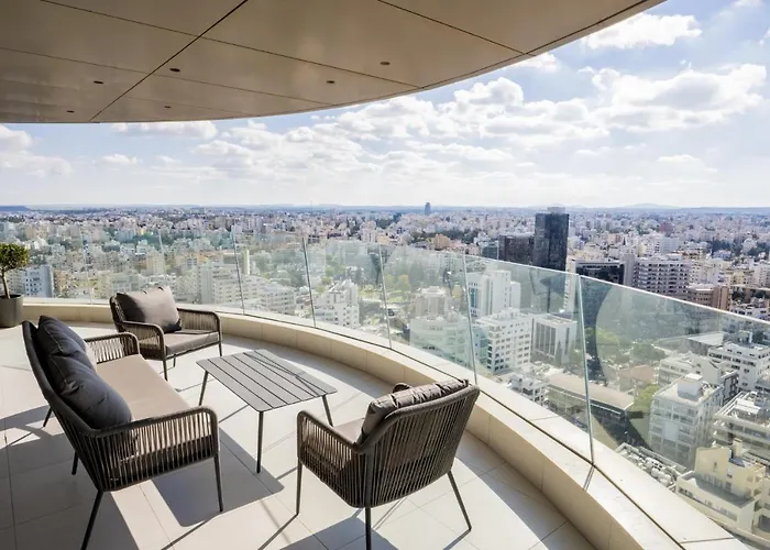 360 Nicosia-3 Bedrooms Exclusive Panoramic View アパート
