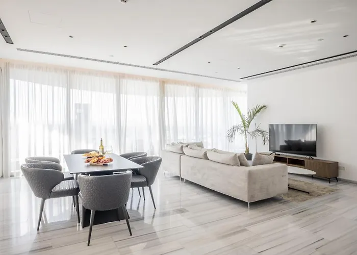 アパート 360 Nicosia-3 Bedrooms Exclusive Panoramic View ニコシア