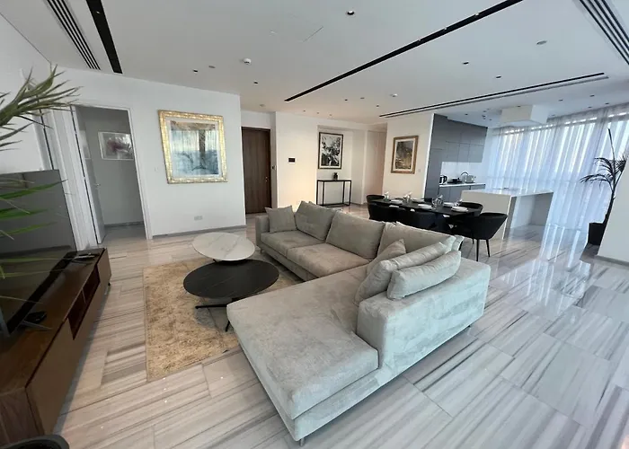 360 Nicosia-3 Bedrooms Exclusive Panoramic View Apartmán