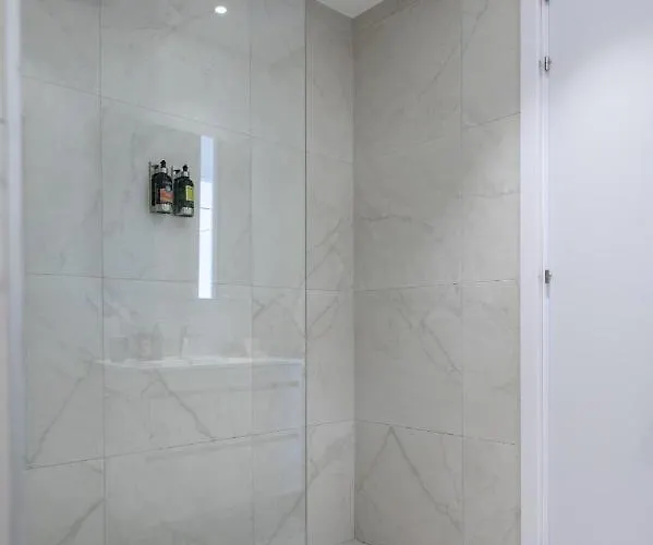 360 Nicosia-3 Bedrooms Exclusive Panoramic View Apartmán *